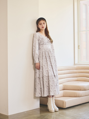 ギャザープリーツフラワーワンピース