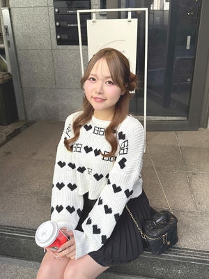 ロゴハートモールニット