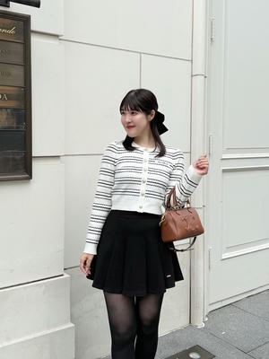 ケーブルゴールドボタンカーデ