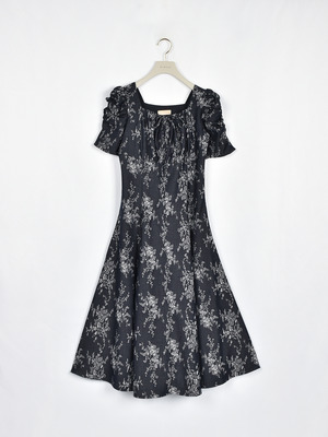 バストギャザーレディワンピース