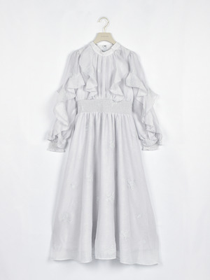 フラワー刺繍フリルワンピース