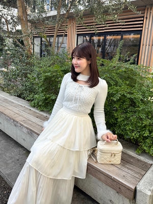 ファーカフスハートケーブルニット