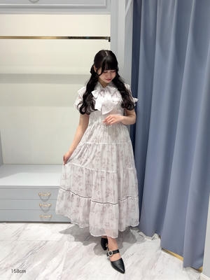 ラメフリルギャザー花柄ワンピース