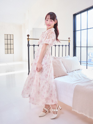 花柄レースロングワンピース